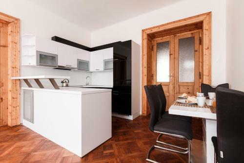 Stylish New Town Apartments