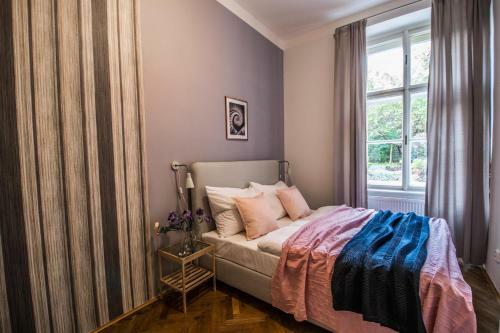 3bdr City Center Ruterra Apartment
