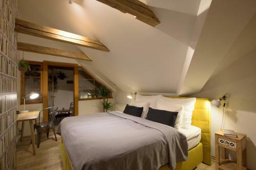 Apartamento Gigantic Anenska Penthouse