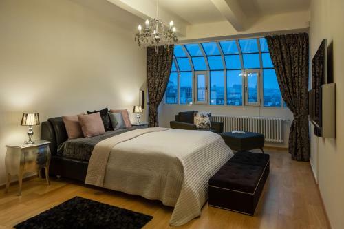 Luxurious Apartments Narodni