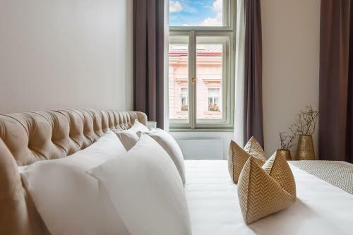 Aparthotel H7 Palace