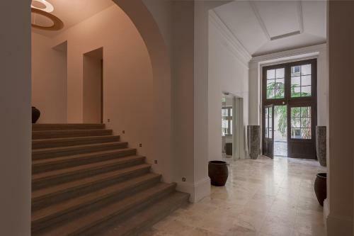 Aparthotel H7 Palace