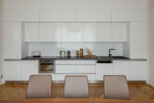Deluxe Apartment In Old Town By Prague Days