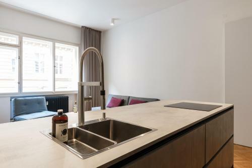 Sleek Apartment In New Town By Prague Days