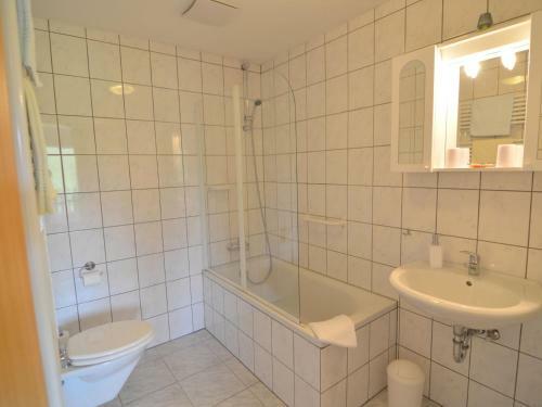 Luxurious Holiday Home In Kalterherberg With Sauna