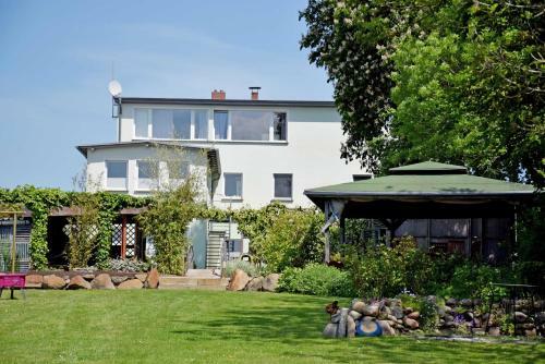Apartamento Ferienwohnung Altefaehr Mit Seebli