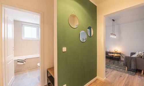 Apartamento Messe+uni: Modern & Stylish For 4: Kitchen+parking