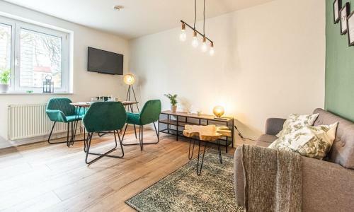 Apartamento Messe+uni: Modern & Stylish For 4: Kitchen+parking
