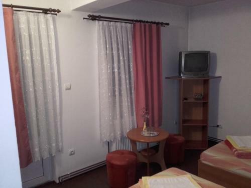 Hostal Pension Piatra Craiului