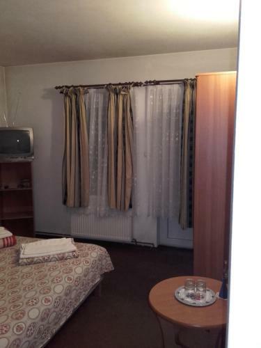 Hostal Pension Piatra Craiului