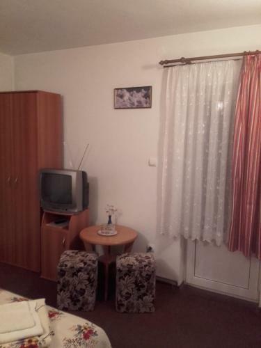 Hostal Pension Piatra Craiului