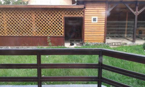 Hostal Pension Piatra Craiului