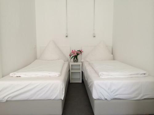 Apartment Near Brandenburg Gate