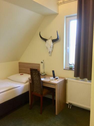 Hostal Motel Monteur
