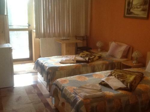 Hostal Pension Garofita