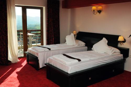 Hostal Pension Poiana Marului