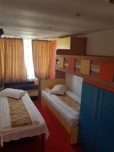 Hostal Pension Poiana Marului