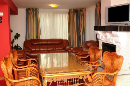 Hostal Pension Poiana Marului
