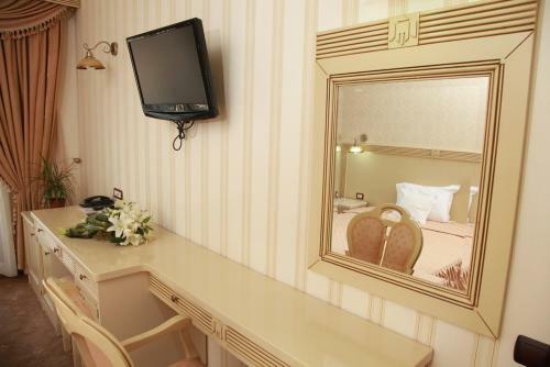 Majestic Hotel & Spa