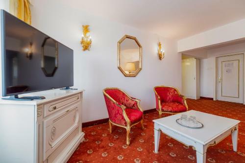 Hotel Cetate Imparatul Romanilor