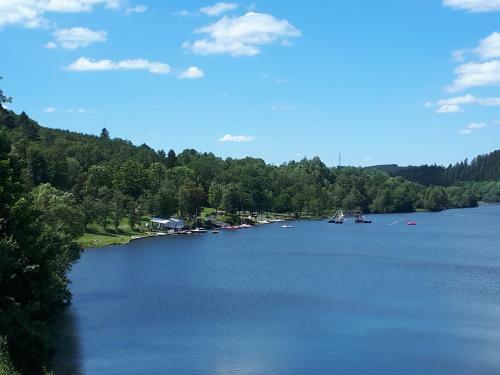 Ferienhaus Eifelsch�tzchen Am Kronenburger See
