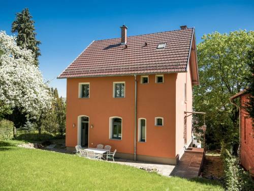 Modern Holiday Home In Eisenach Thuringia With Terrace