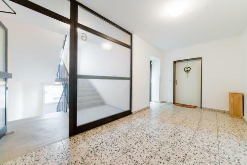 6757 Private Room Laatzen