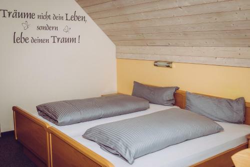 Hotel Gasthof Zur Br�cke