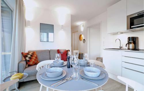 Awesome Apartment In Lembruch/d�mmer See W/ 2 Bedrooms