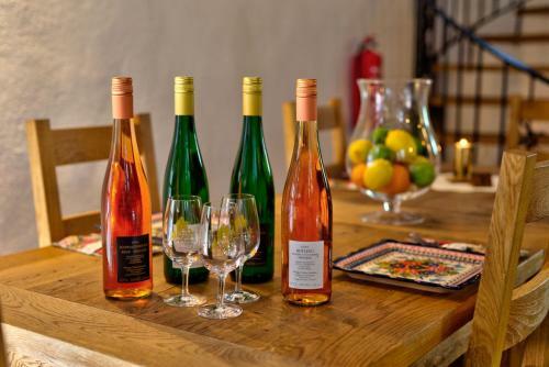 Bed & Breakfast Weingut Und Pension Markus Kochems