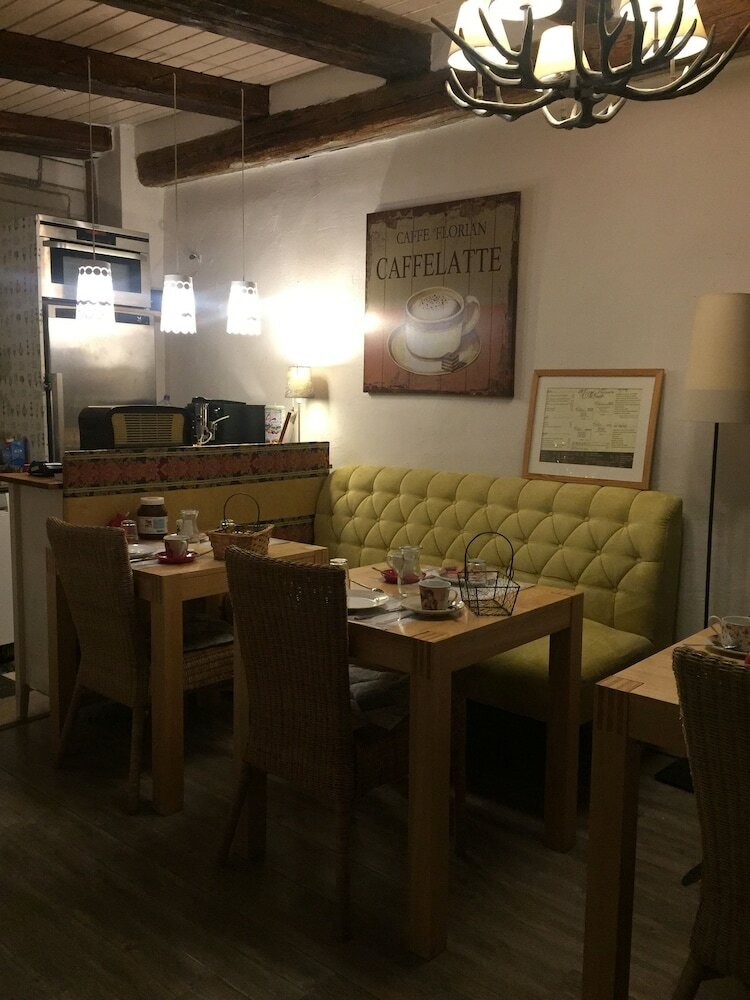 Hostal G�stehaus Hochmann Stadecken