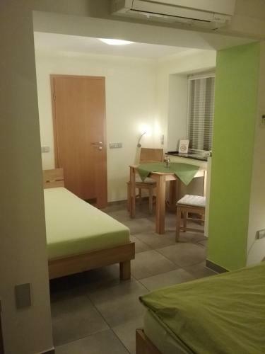 Hostal Pension Wauri , G�stezimmer
