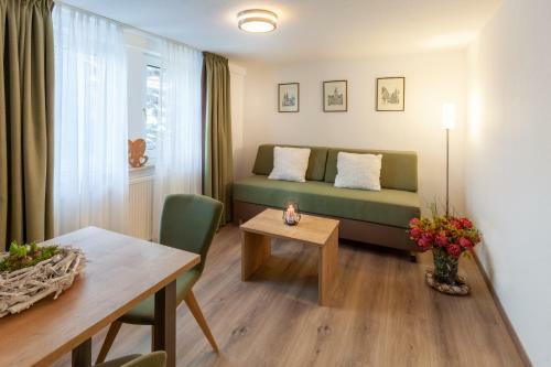 Apartamento Ferienwohnungen ?zur Quelle?