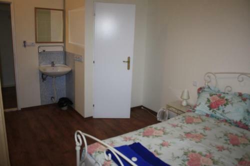 Hostal Pension K Znojmo-kas�rna