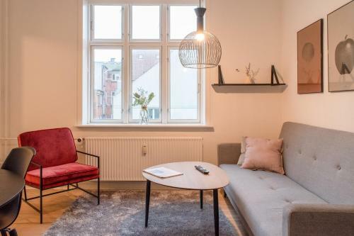 Bright And Spacious Apartment In Downtown �rhus
