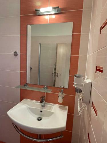 Hostal Penzion U Bohu?a