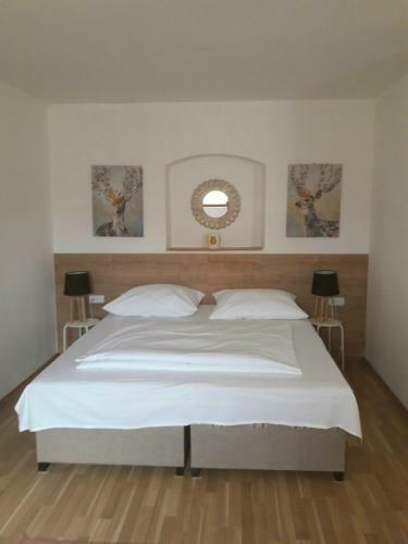 Hotel Sedmikr�ska