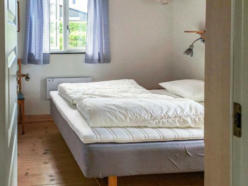 Cozy Holiday Home In Jutland On Beach