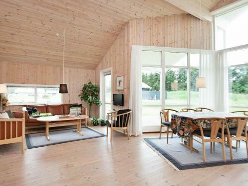 Three-bedroom Holiday Home In Ulfborg 33