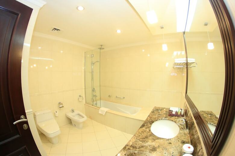 Grand Regal Hotel