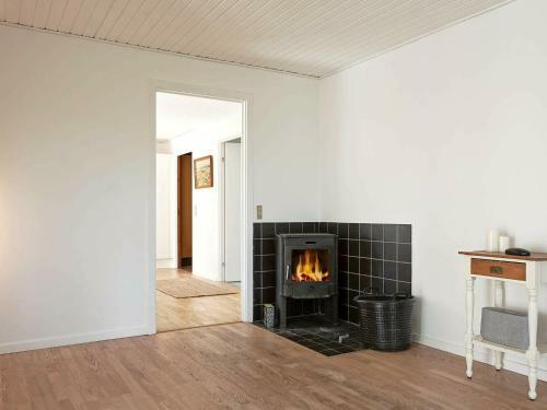 Holiday Home Svaneke Viii