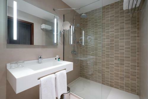 Hotel Golden Tulip Royaume