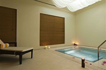 Apartamento Governor West Bay Suites And Residence