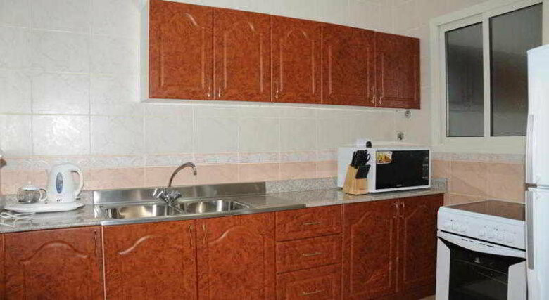 Apartamento Retaj Residence Al Corniche