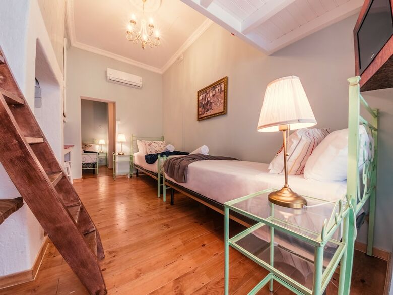 Hostal Casinha Das Flores