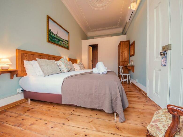 Hostal Casinha Das Flores
