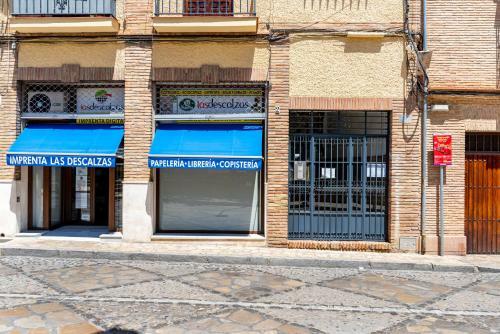 Sunny Apartment Descalzas