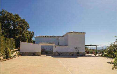 Five-bedroom Holiday Home In Archidona