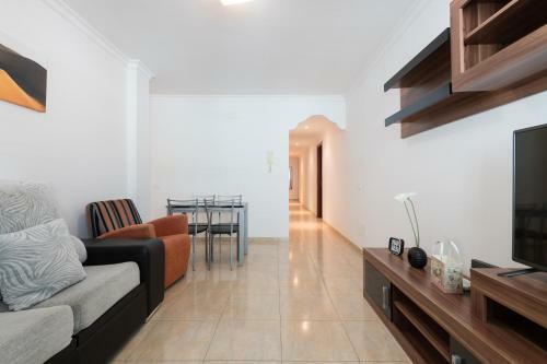 Apartamento Spacious 3br Apt Near Arinaga Beach