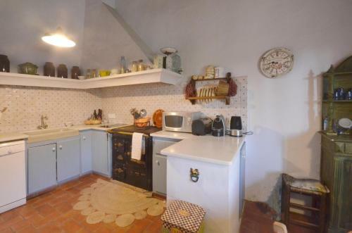 Begur Town House Sleeps 6 With Pool And Wifi